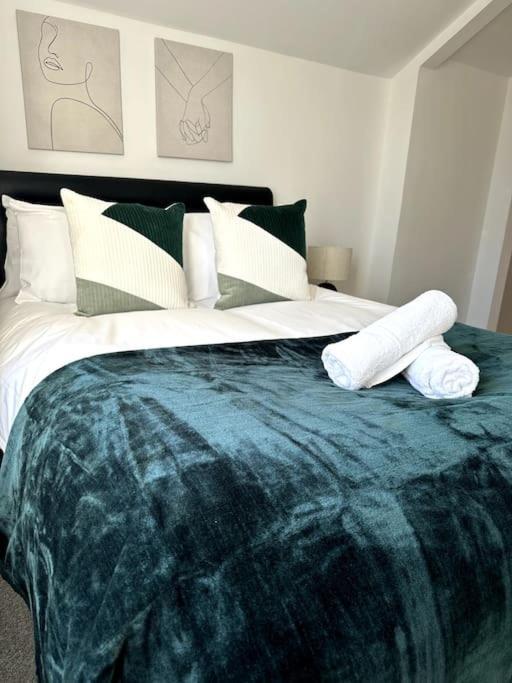 Cosy 1 Bedroom Apartment In Cardiff Esterno foto